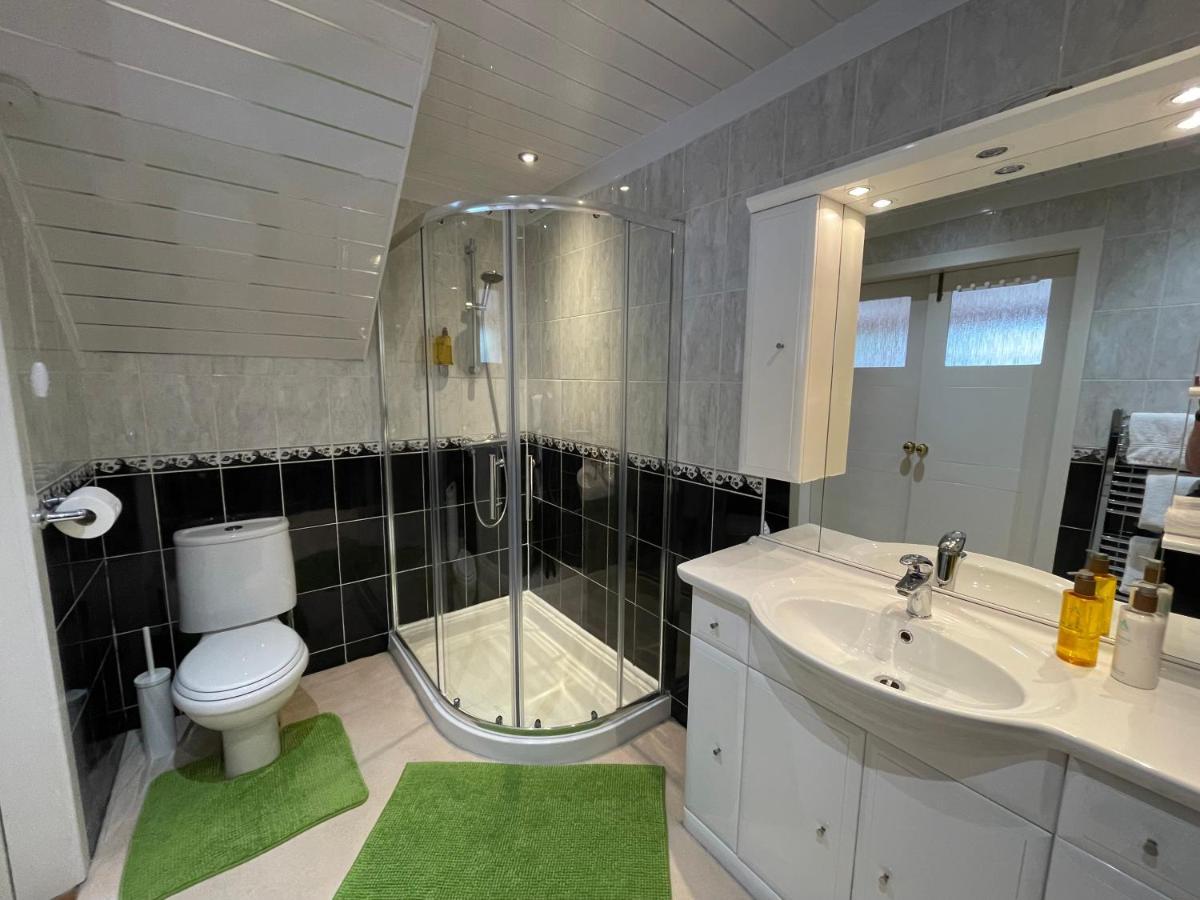 Blackburn Villa B&B Еър Екстериор снимка