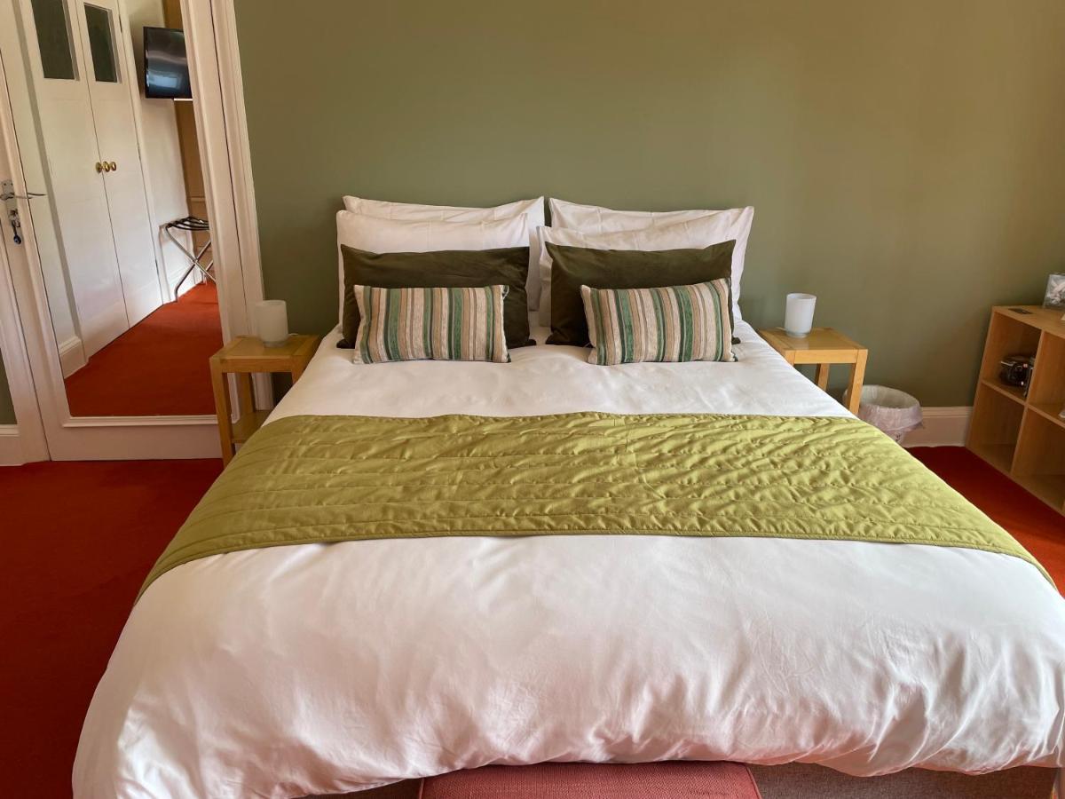 Blackburn Villa B&B Еър Екстериор снимка