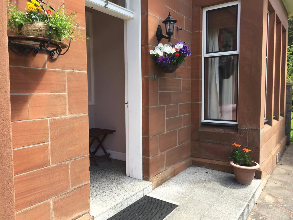 Blackburn Villa B&B Еър Екстериор снимка