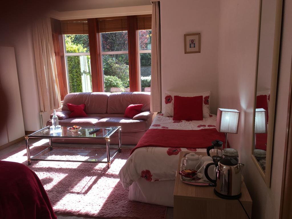 Blackburn Villa B&B Еър Екстериор снимка