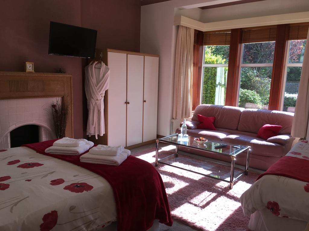 Blackburn Villa B&B Еър Екстериор снимка
