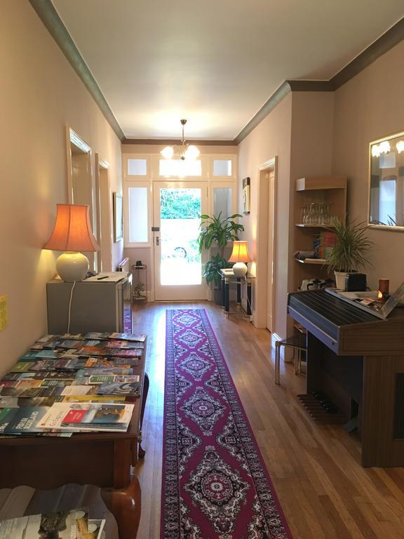 Blackburn Villa B&B Еър Екстериор снимка